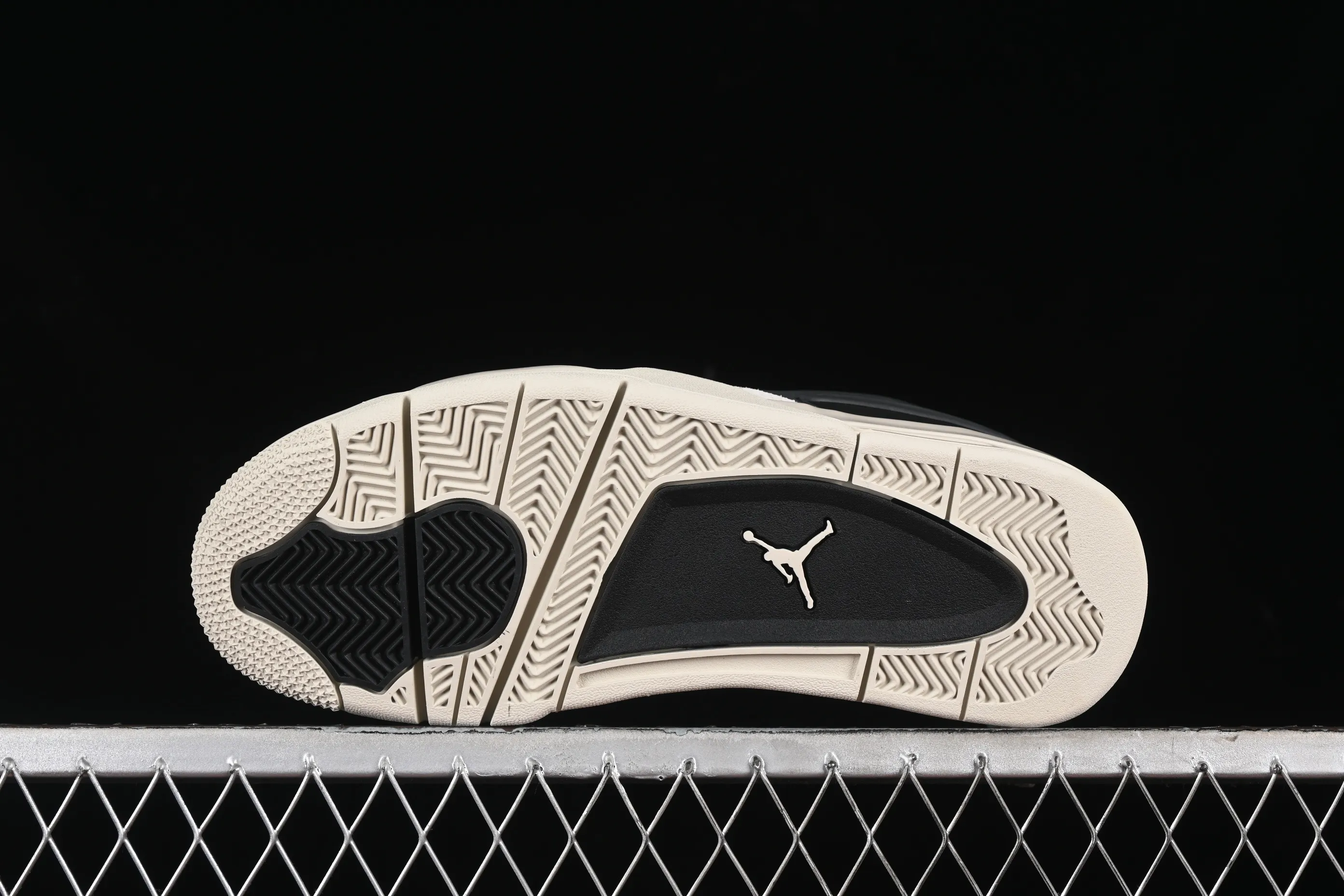 All categories Air Jordan Jordan series basketball shoes Air Jordan 4 DT version Air Jordan 4 "Remastered" AJ4 Joe 4 low-top retro basketball shoes FQ7939-001